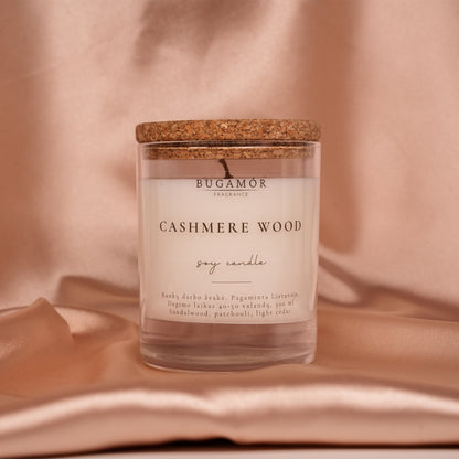 Kvepianti žvakė ,,Cashmere Wood“